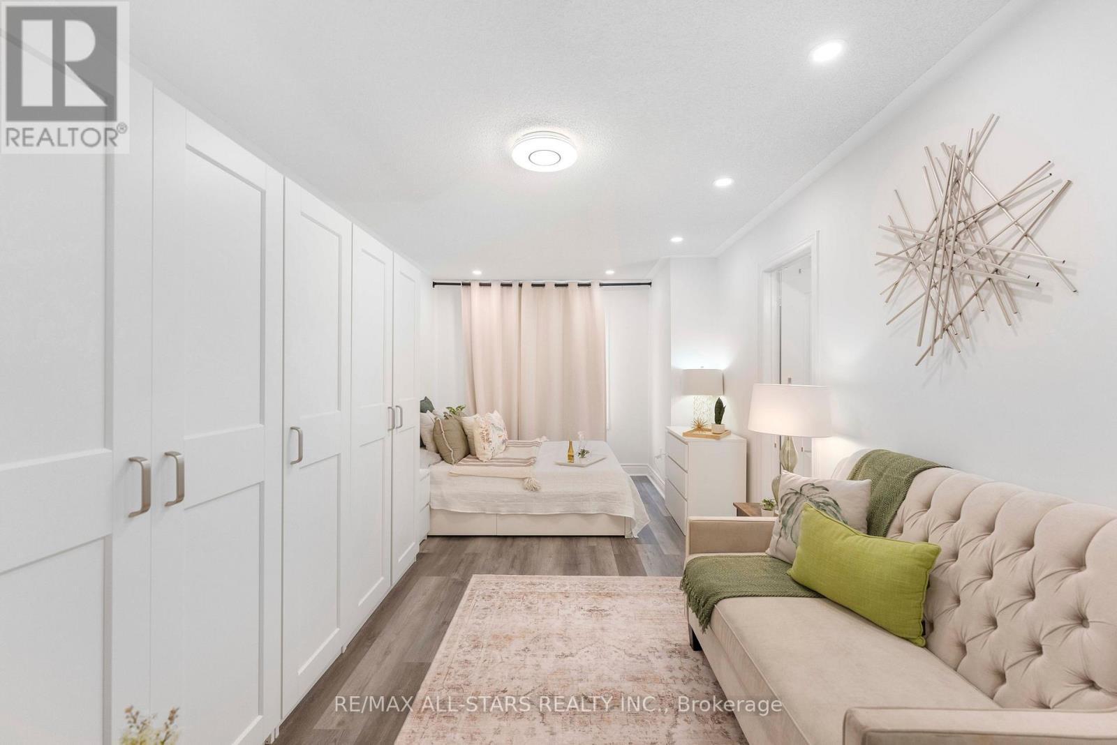 93 Arco Circle, Vaughan, ON