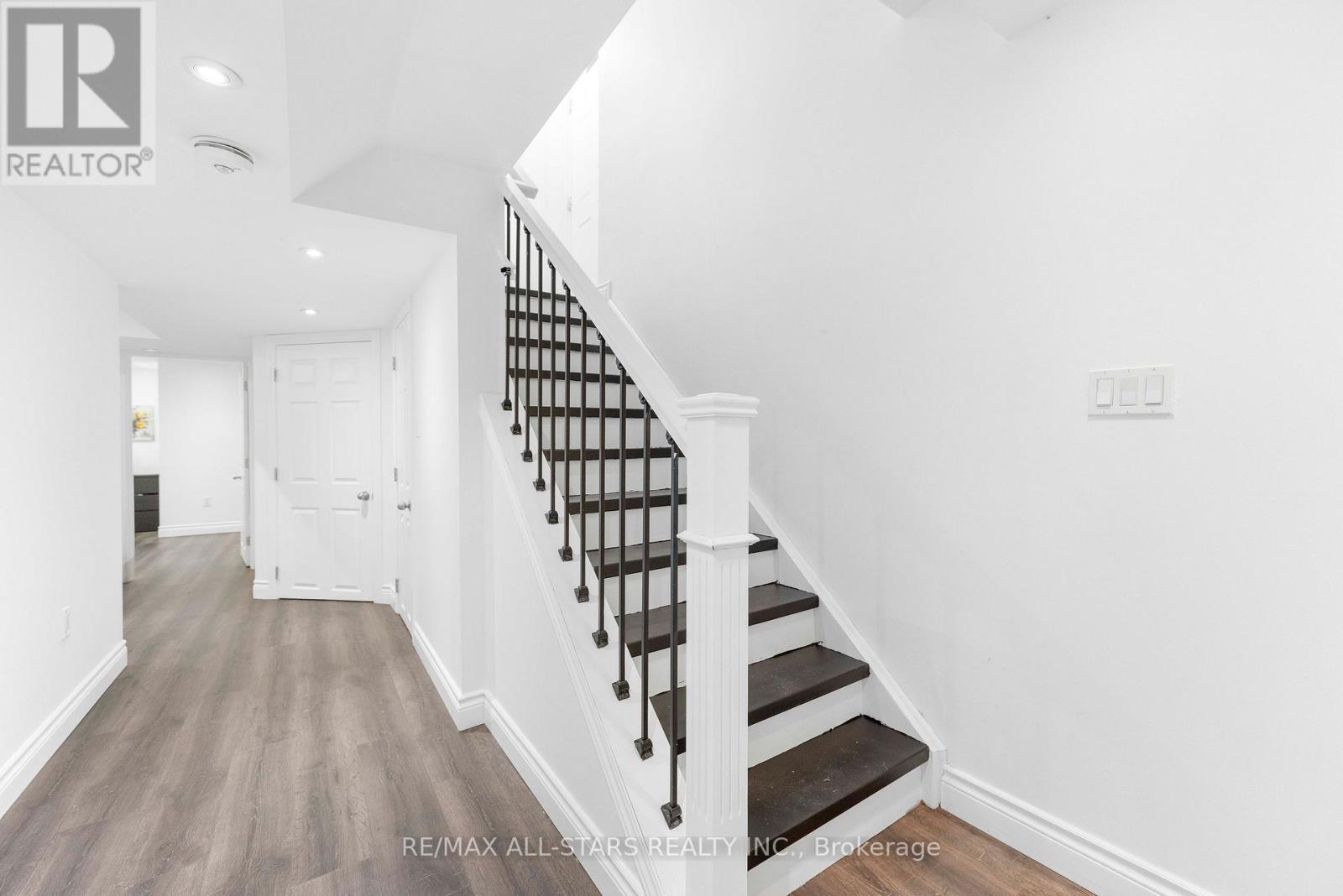 93 Arco Circle, Vaughan, ON