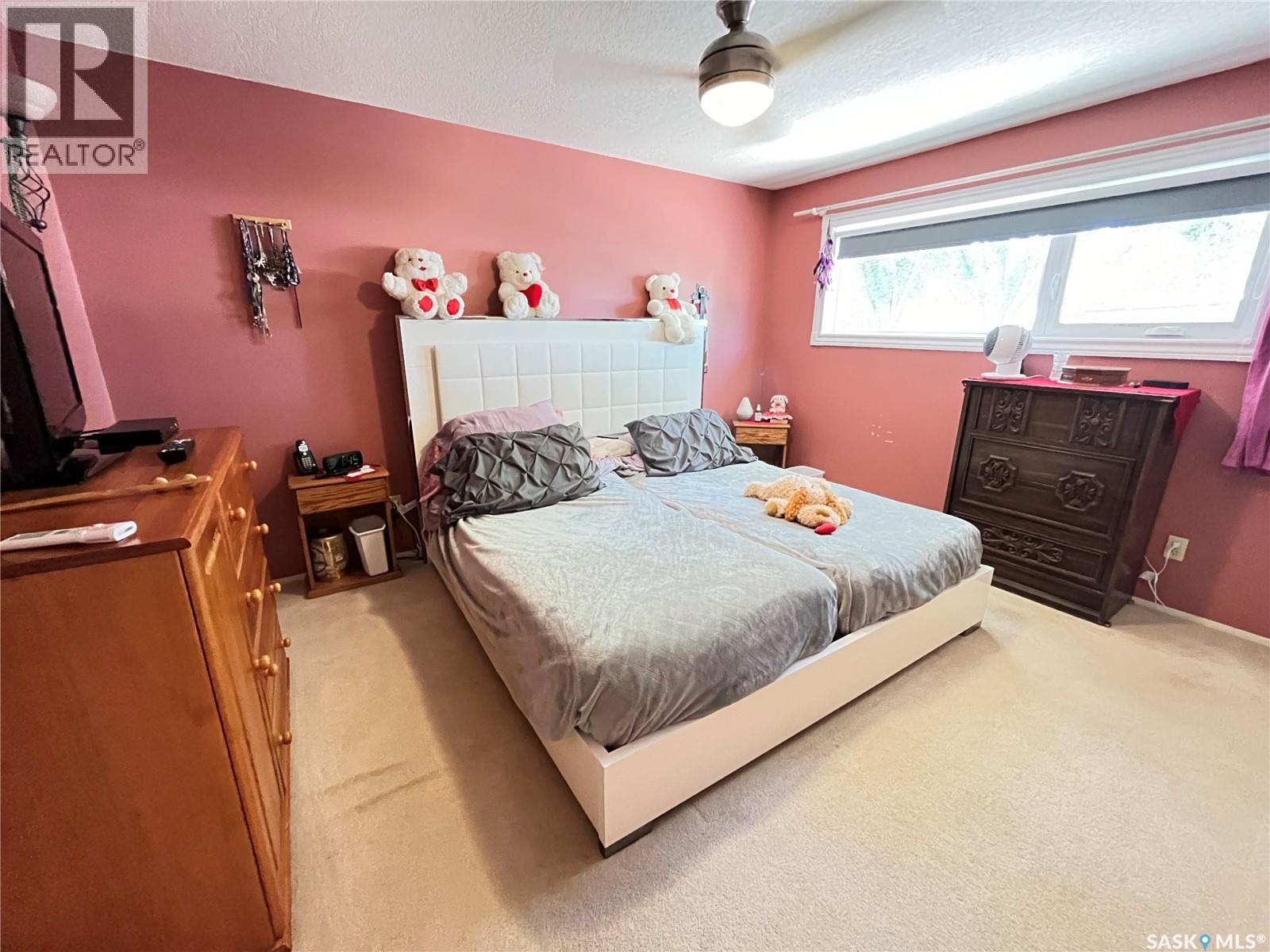 202 Hood Street, Maple Creek, SK