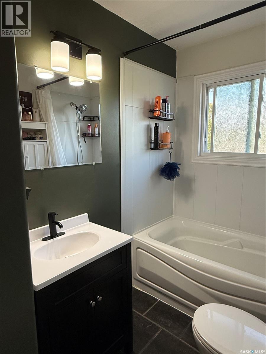 405 6Th Avenue W, Nipawin, SK