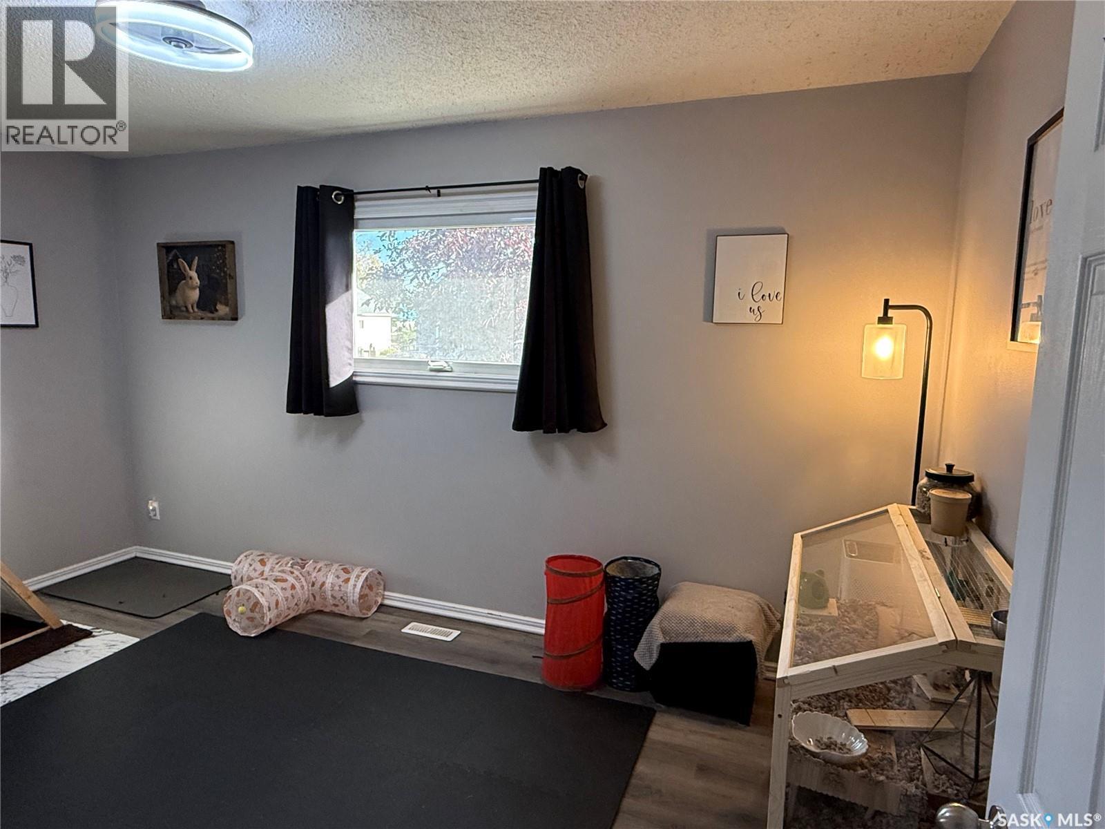 405 6Th Avenue W, Nipawin, SK