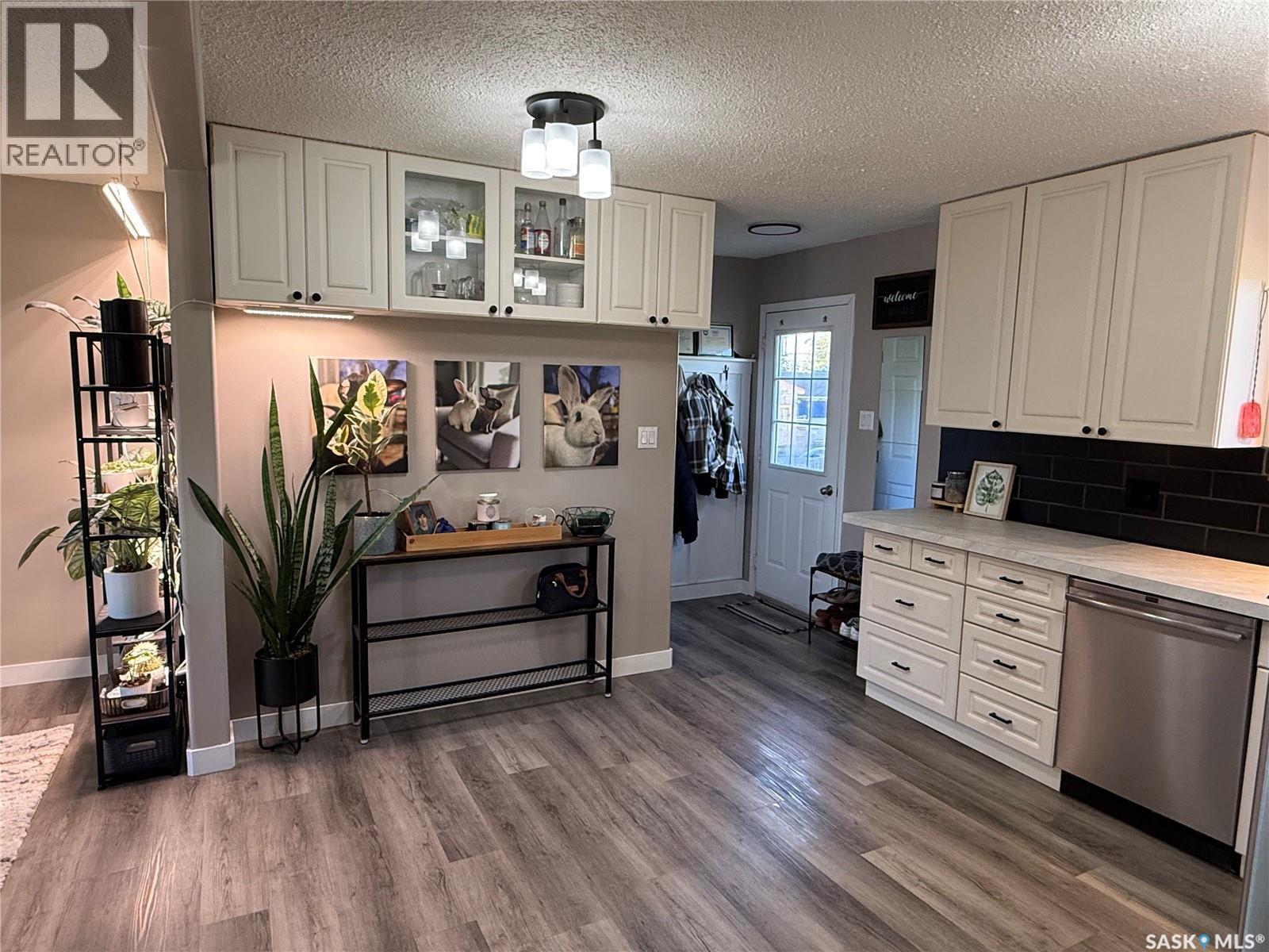 405 6Th Avenue W, Nipawin, SK