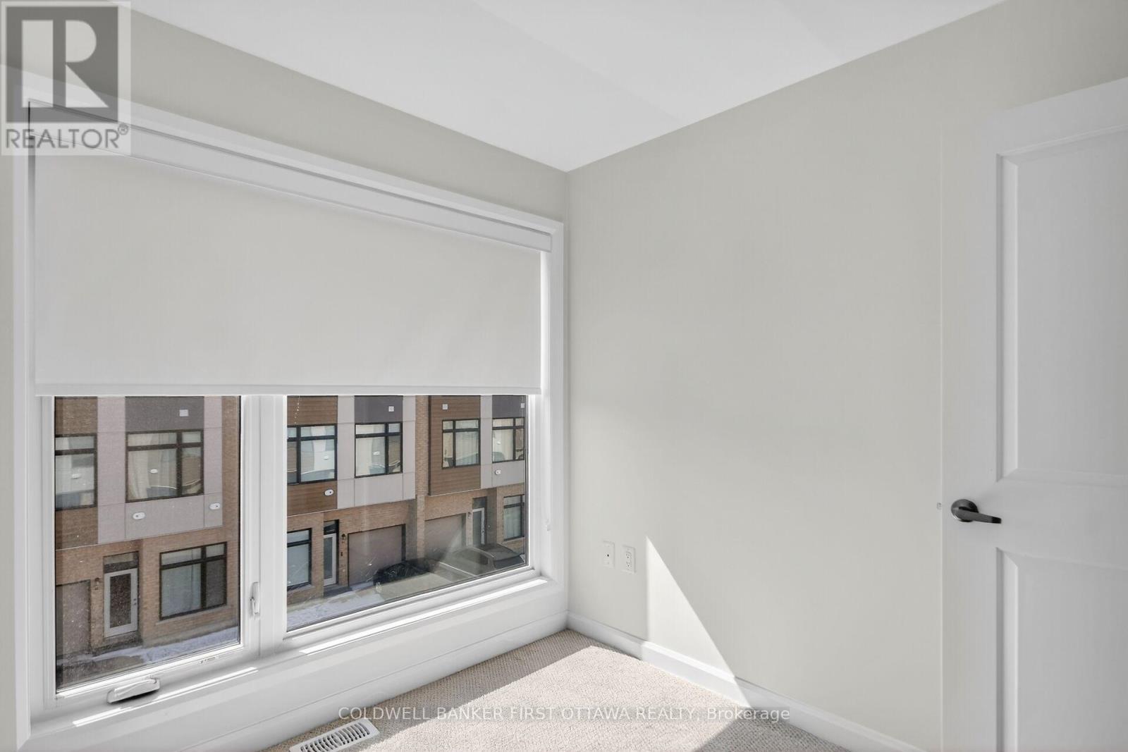 77 Cherry Blossom Private, Ottawa, ON
