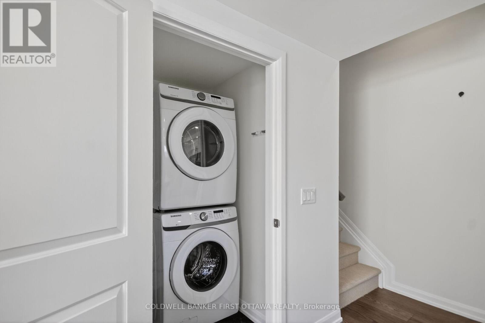 77 Cherry Blossom Private, Ottawa, ON
