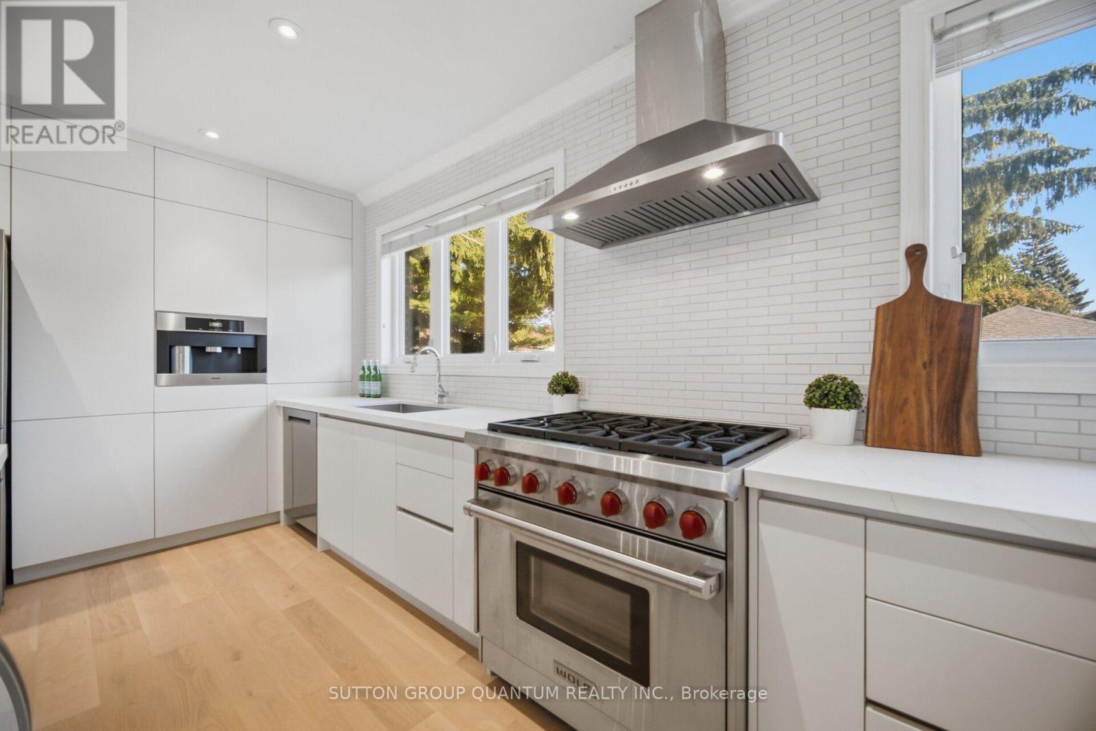 468 Lynd Avenue, Mississauga, ON