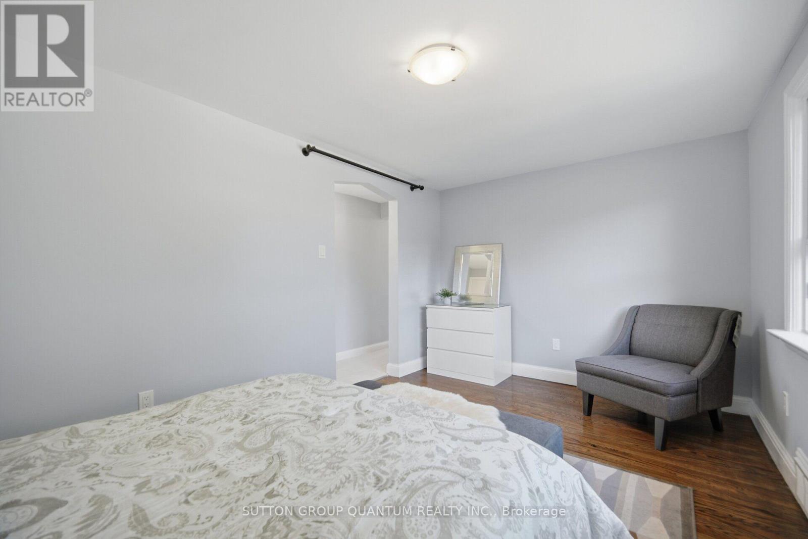 468 Lynd Avenue, Mississauga, ON