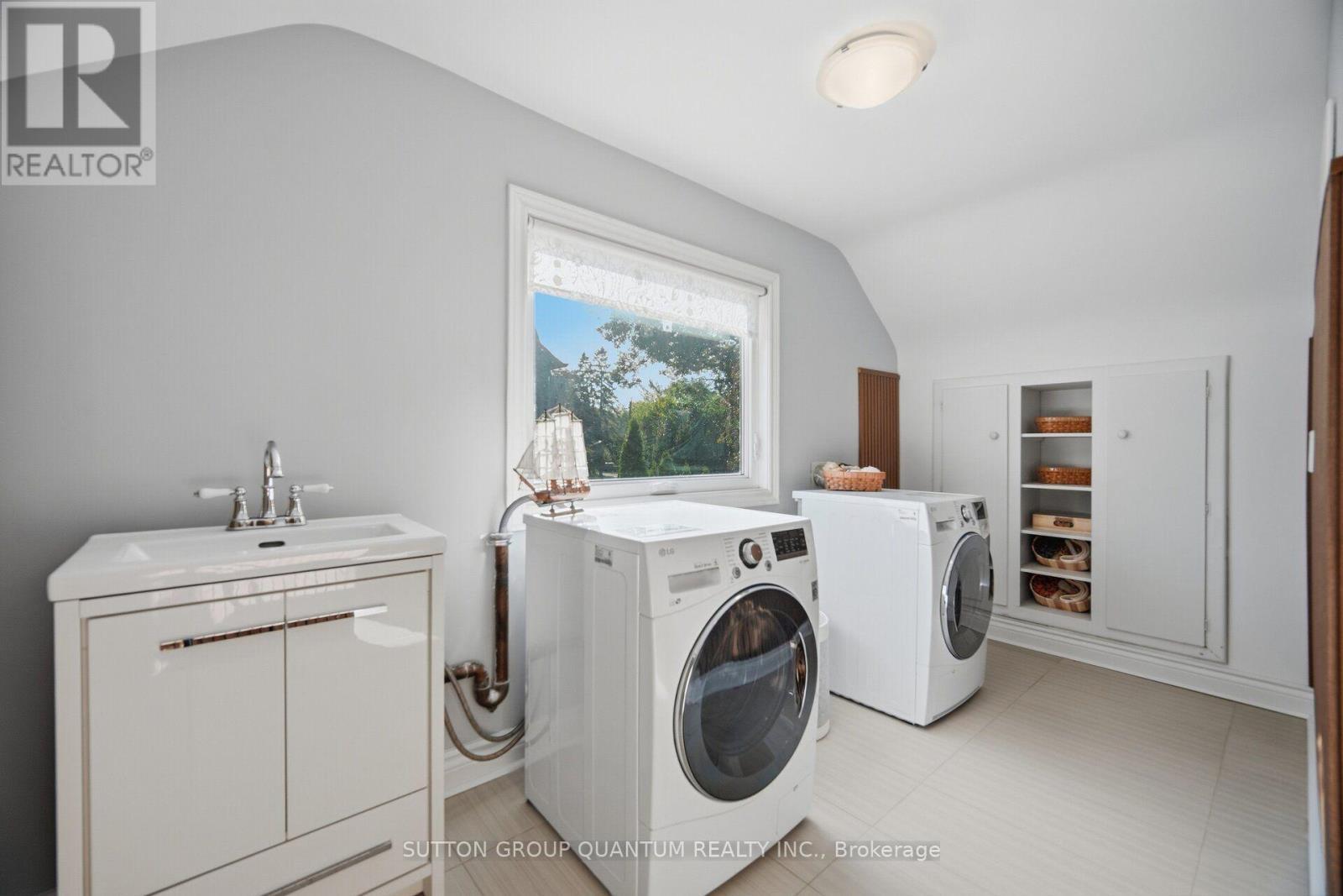 468 Lynd Avenue, Mississauga, ON