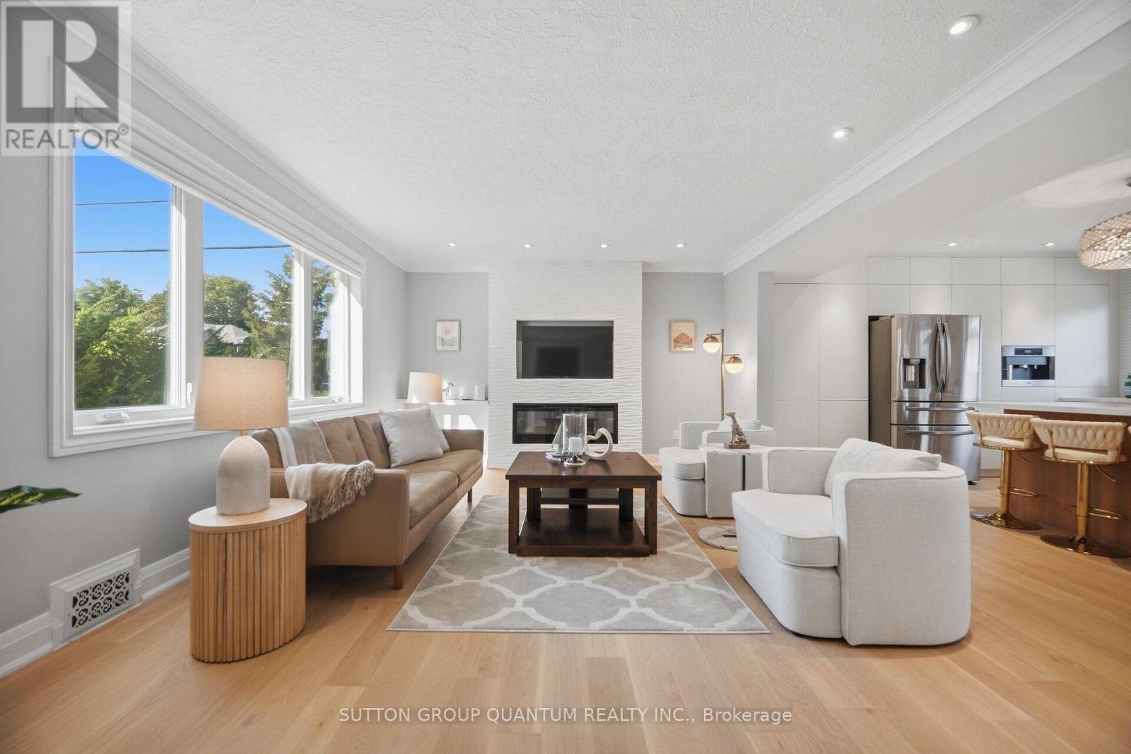 468 Lynd Avenue, Mississauga, ON