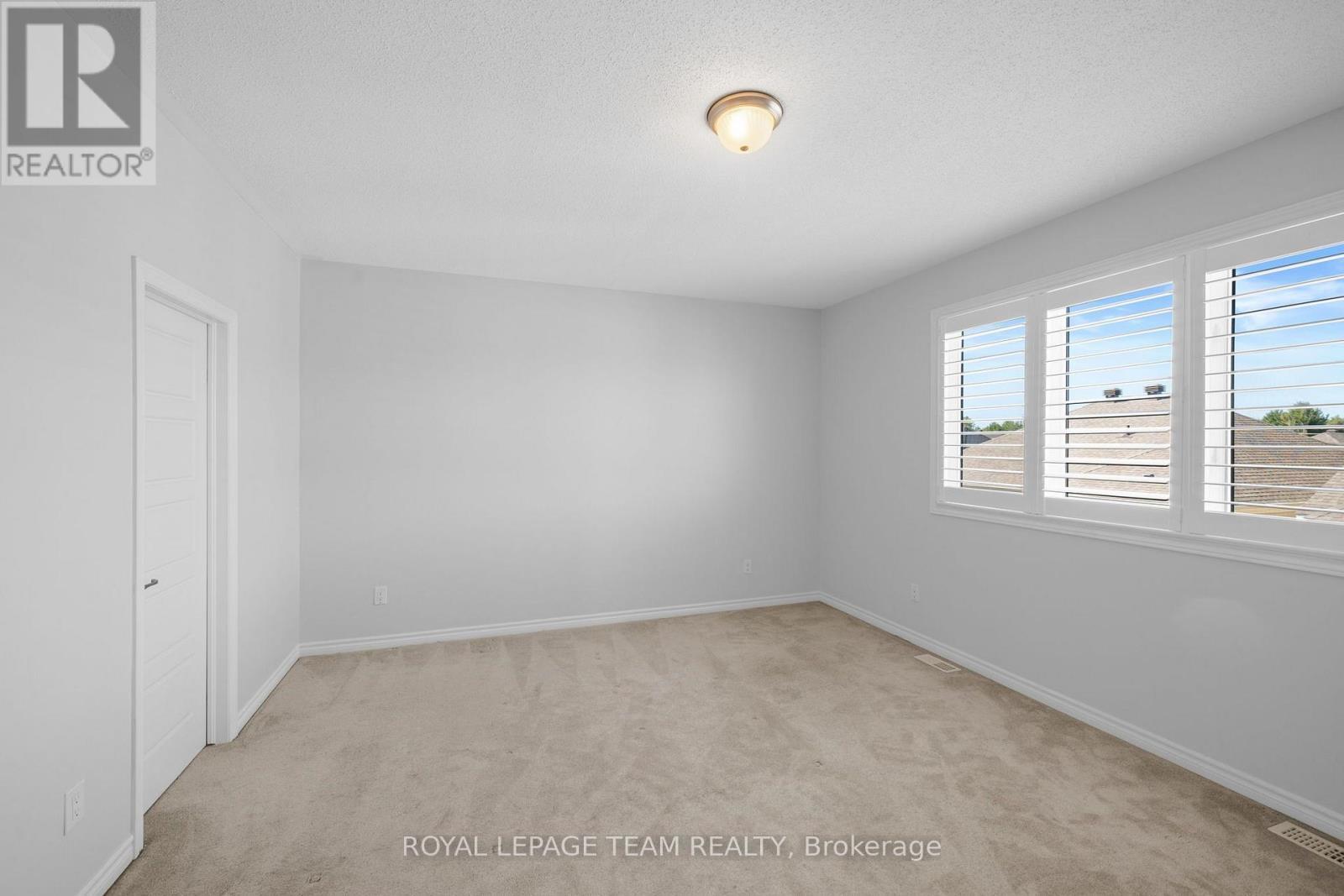 Primary Bedroom - 32 Escallonia Court, Ottawa, ON