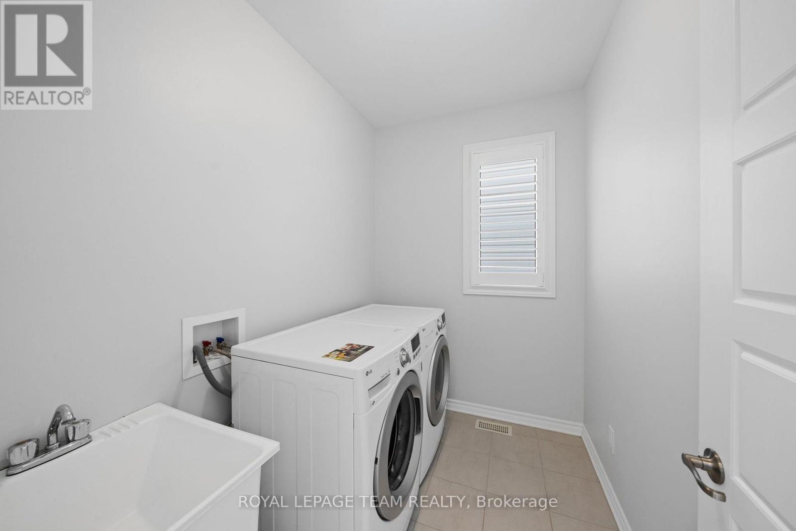 Second Floor Laundry - 32 Escallonia Court, Ottawa, ON