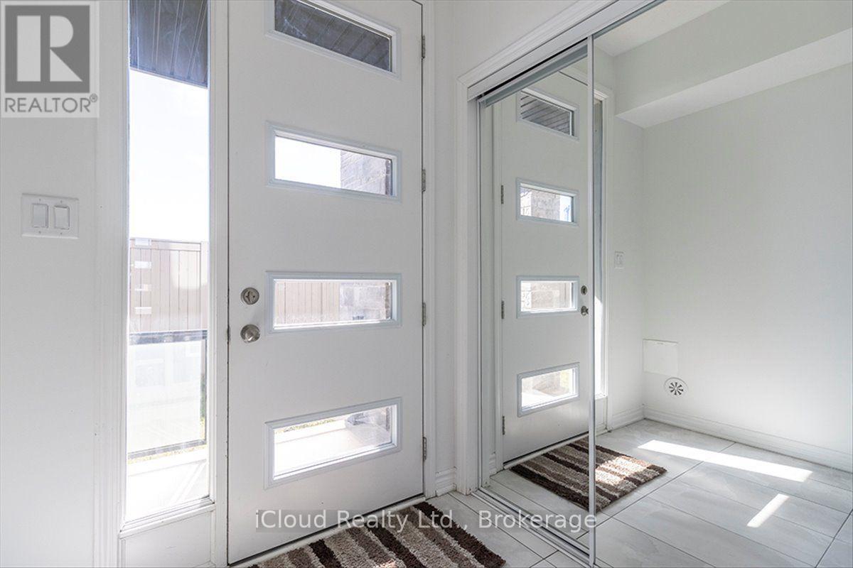 136 Keppel Circle, Brampton, ON