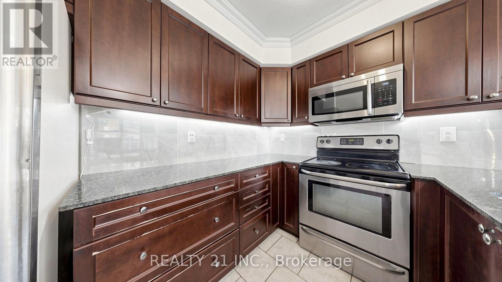 174 Honeyman Drive, Clarington, ON
