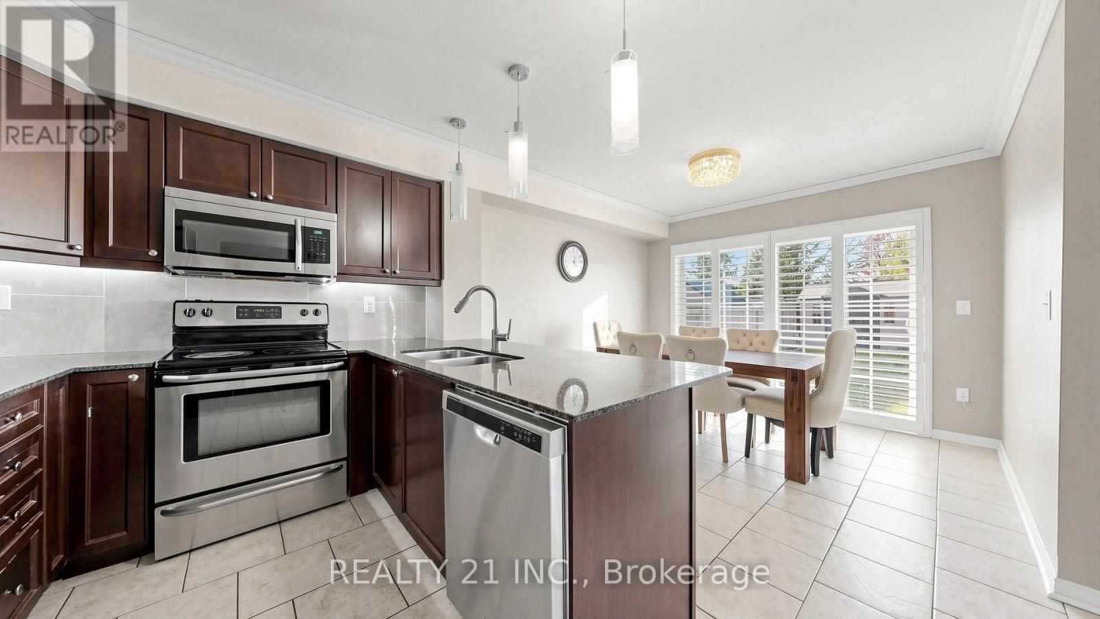 174 Honeyman Drive, Clarington, ON