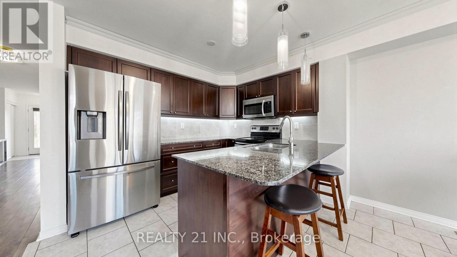 174 Honeyman Drive, Clarington, ON