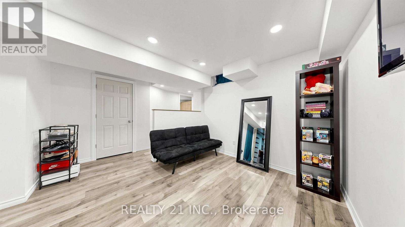 174 Honeyman Drive, Clarington, ON