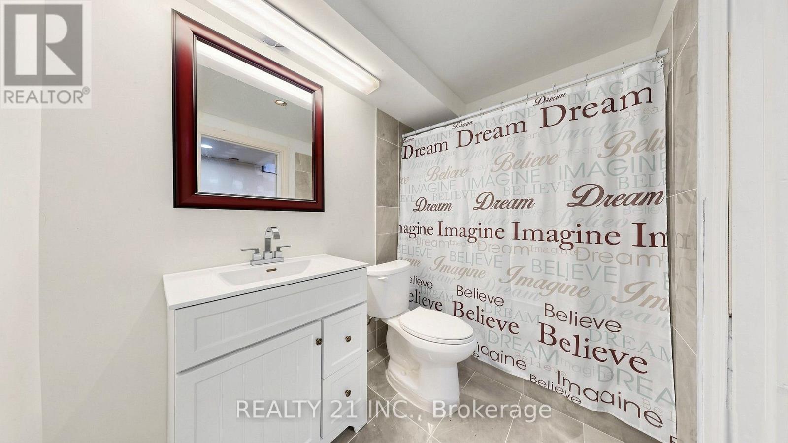 174 Honeyman Drive, Clarington, ON