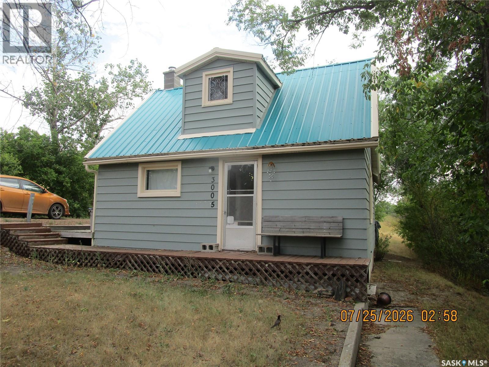 3005 3Rd Street N, Rockglen, SK