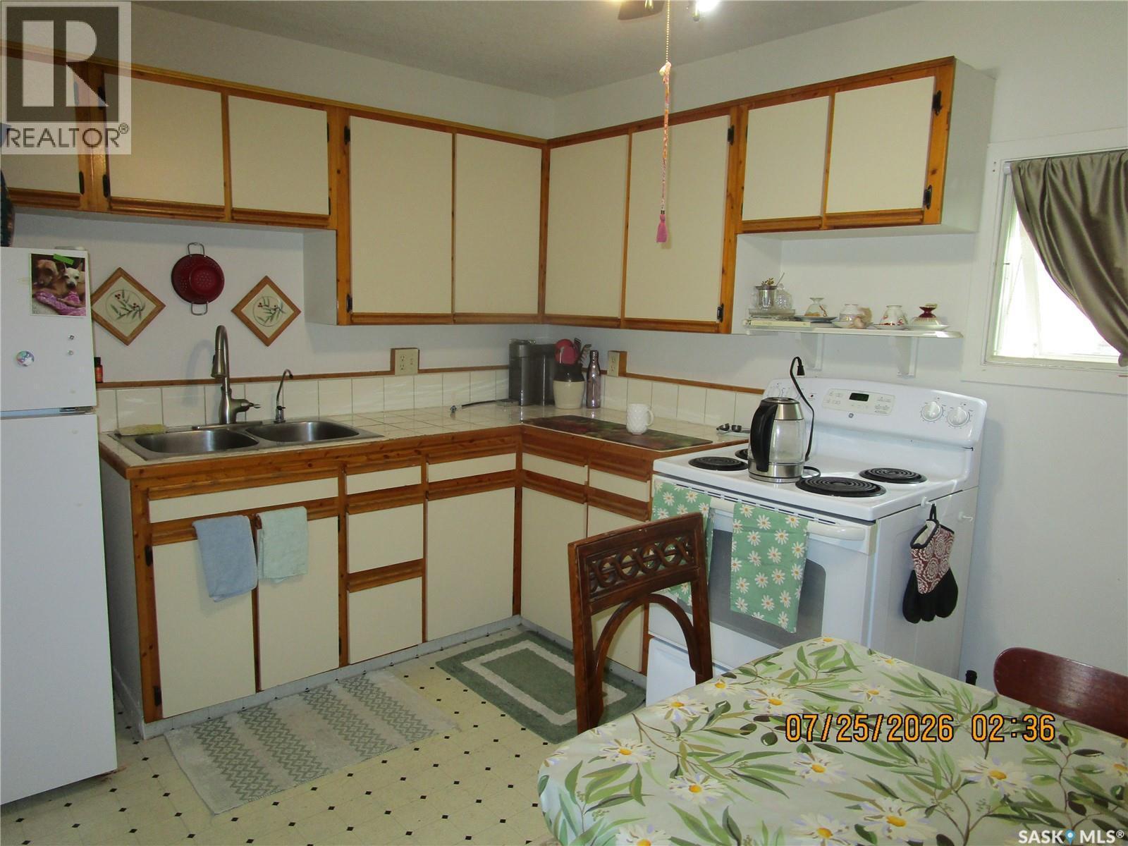 3005 3Rd Street N, Rockglen, SK