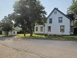 20 North Street Lockeport, NS B0T 1L0