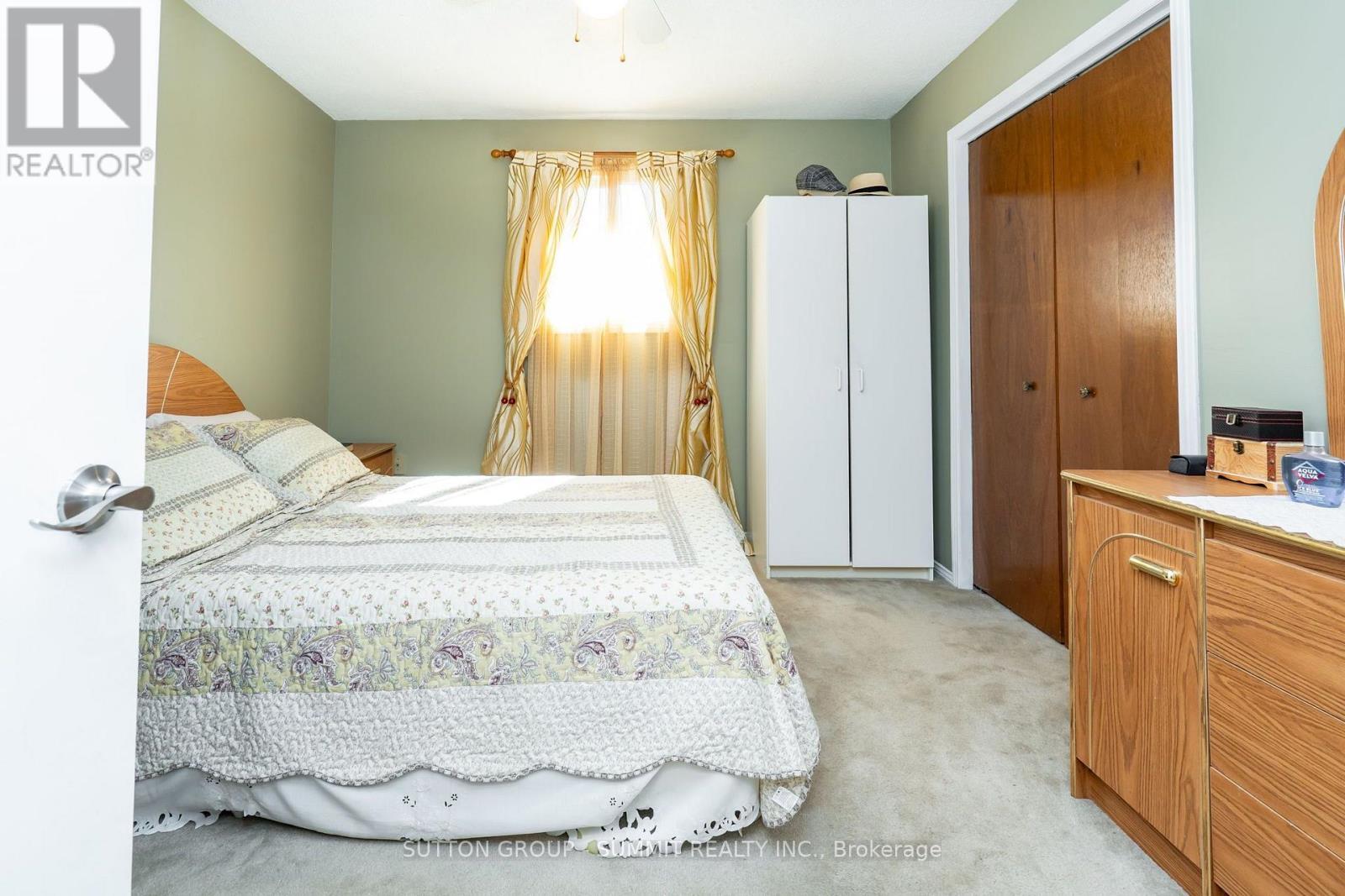 437 Eaglewood Drive, Hamilton, ON