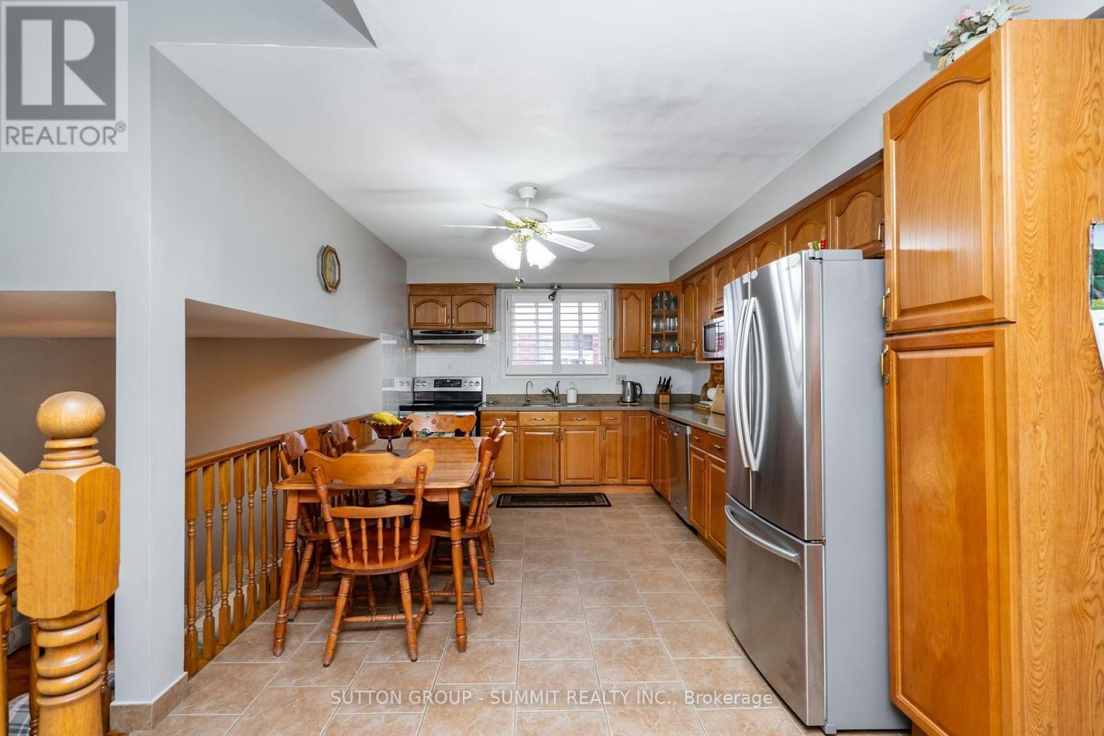 437 Eaglewood Drive, Hamilton, ON