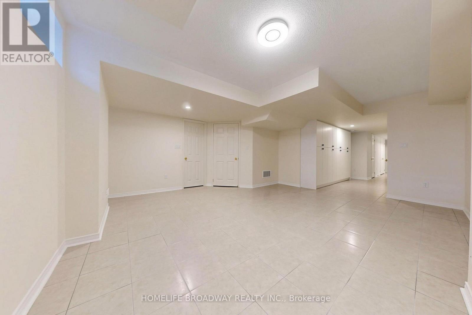 112 Ness Drive, Richmond Hill, ON