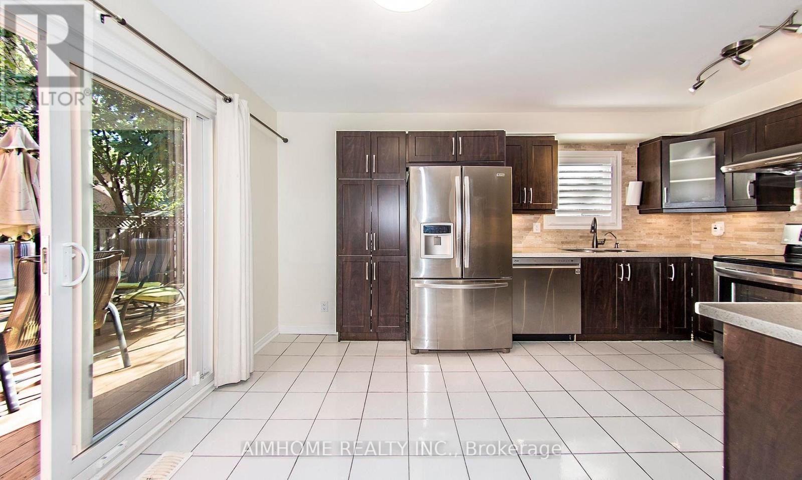 1122 Glen Valley Road, Oakville, ON
