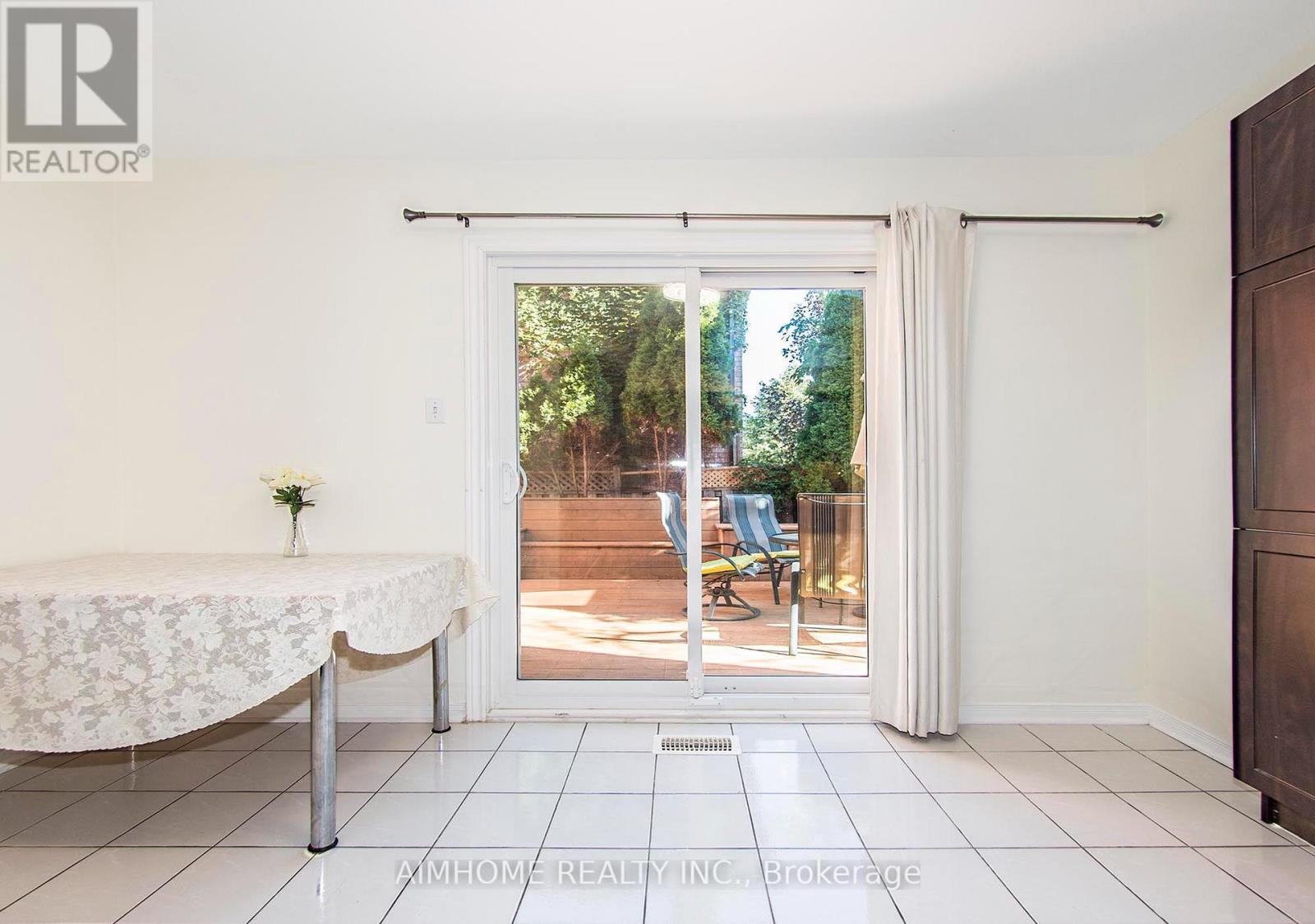 1122 Glen Valley Road, Oakville, ON