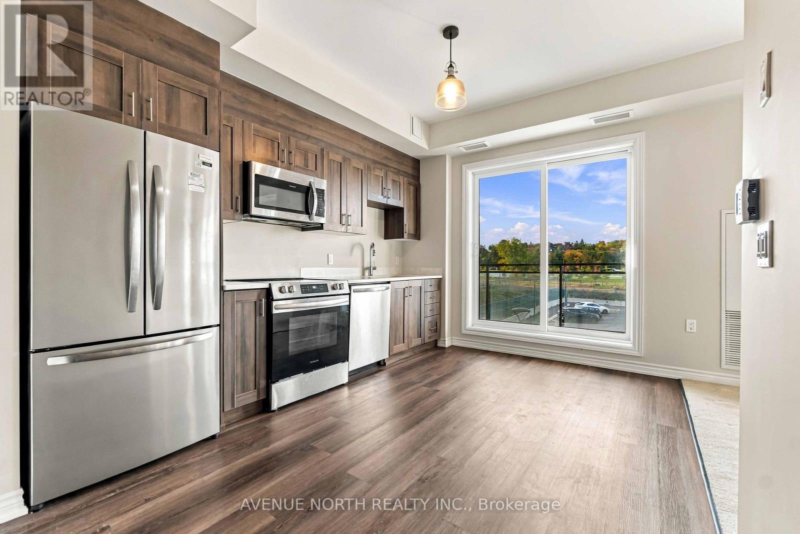202 - 1350 Hemlock Road, Ottawa, ON