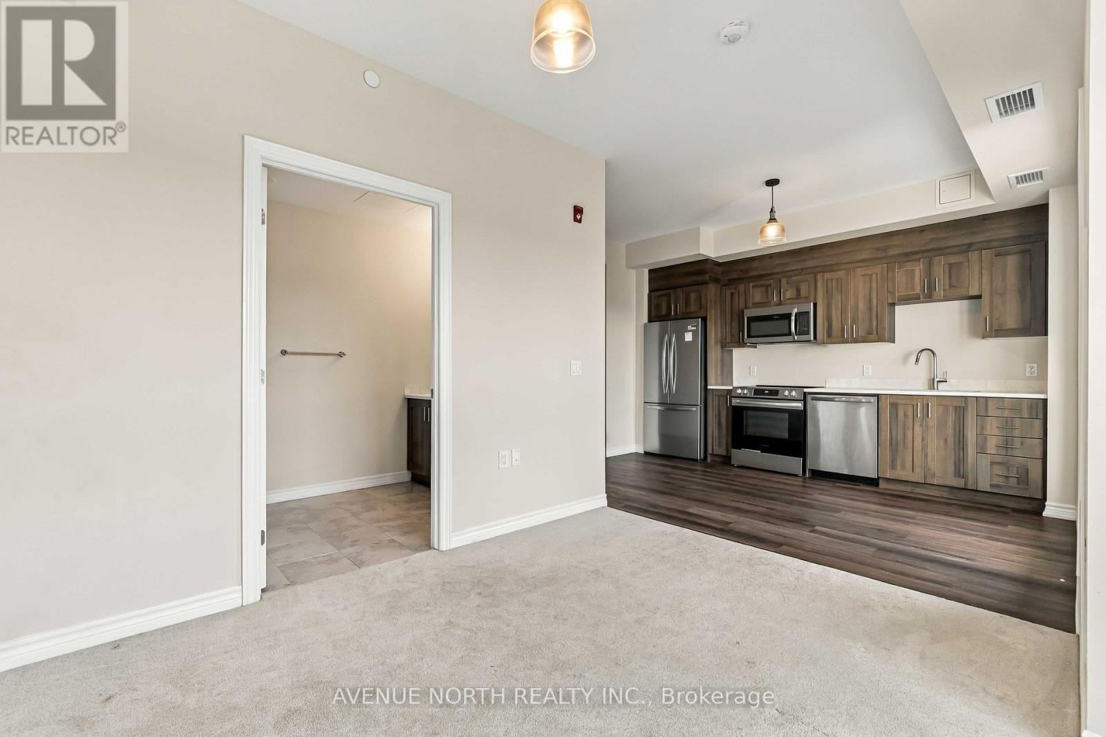 202 - 1350 Hemlock Road, Ottawa, ON