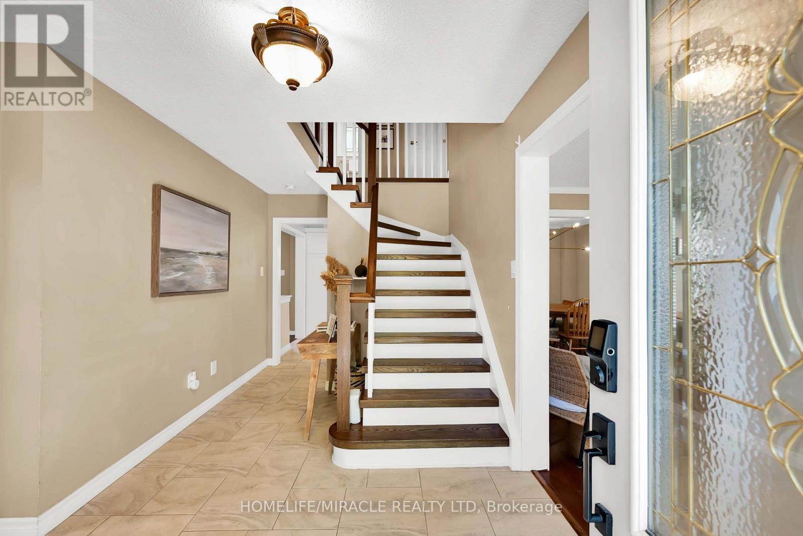 9 Iris Crescent, Brampton, ON