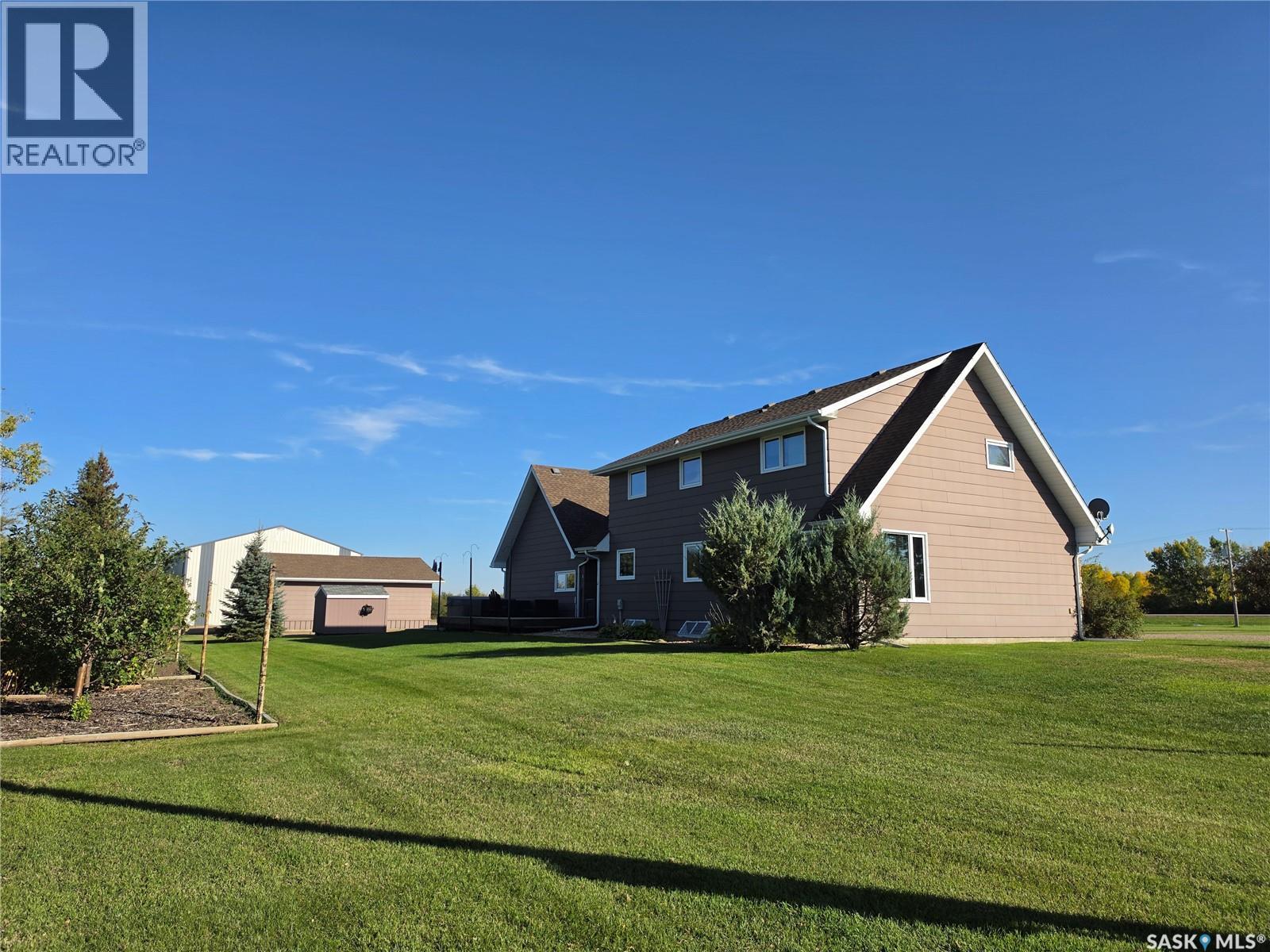 Lake Acreage, Round Valley Rm No. 410, SK