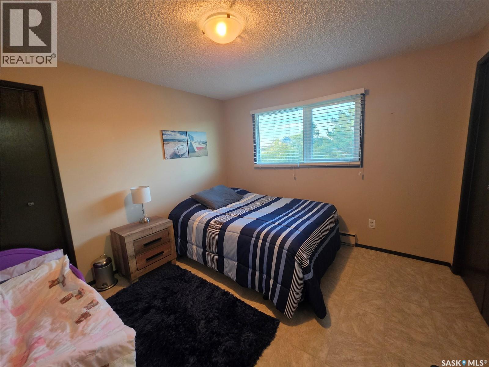 Lake Acreage, Round Valley Rm No. 410, SK
