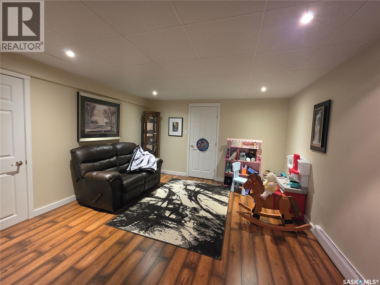 Lake Acreage, Round Valley Rm No. 410, SK