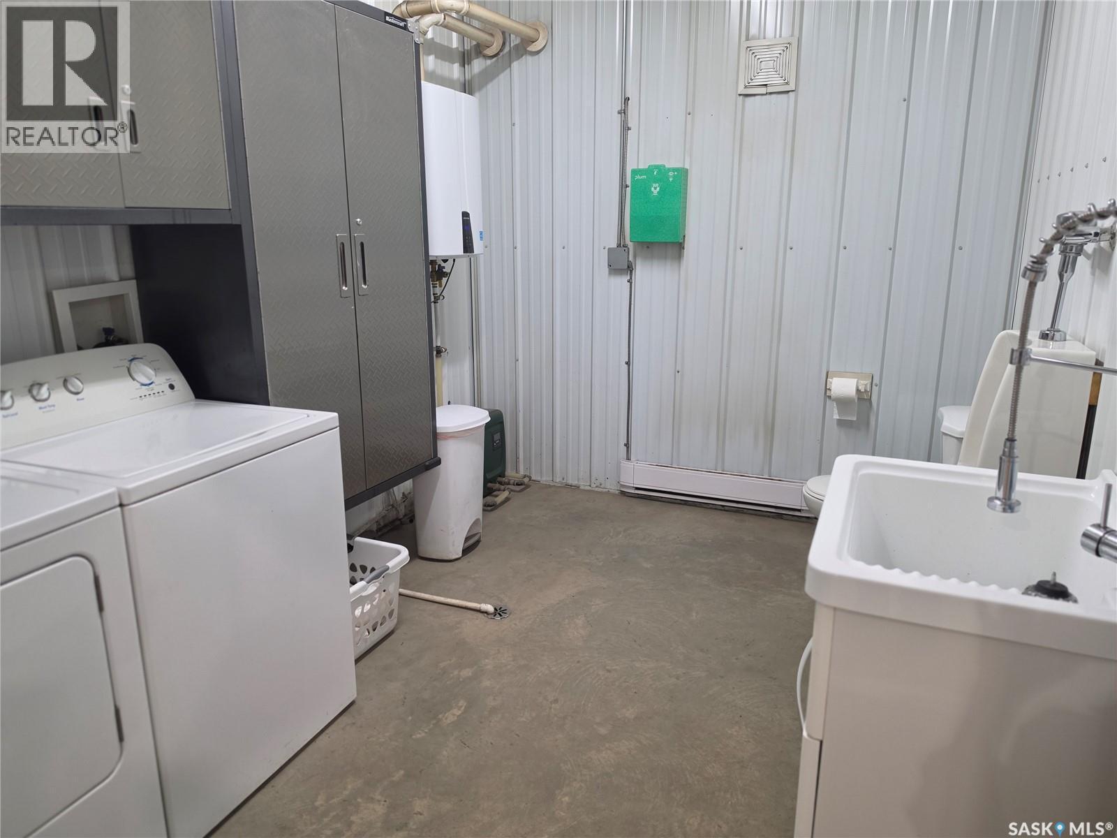 Lake Acreage, Round Valley Rm No. 410, SK
