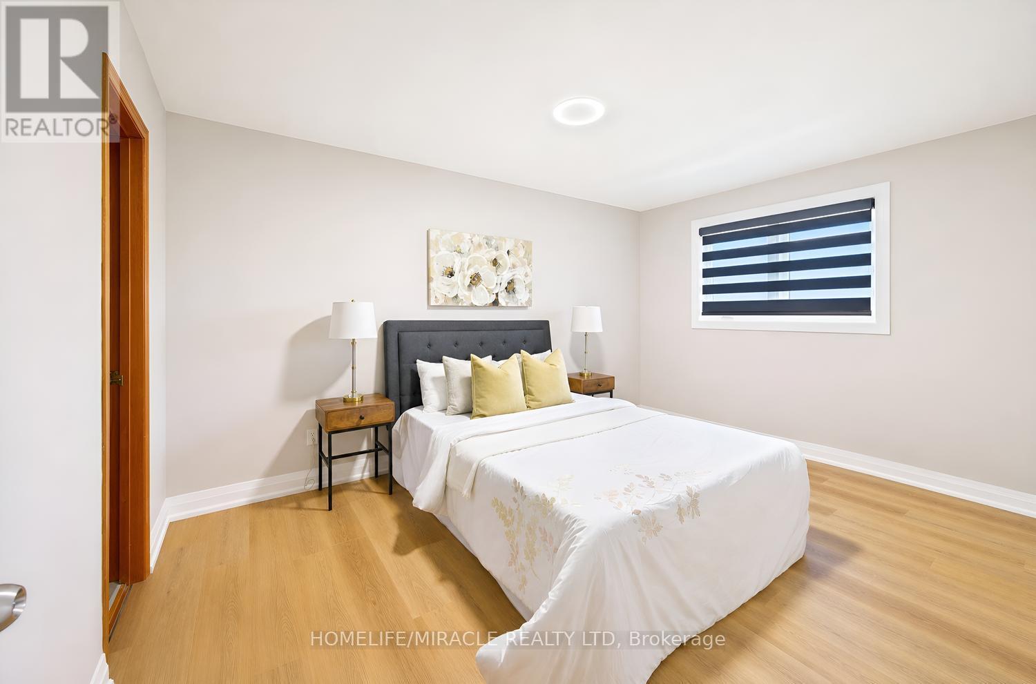 8 Loire Court, Toronto, ON