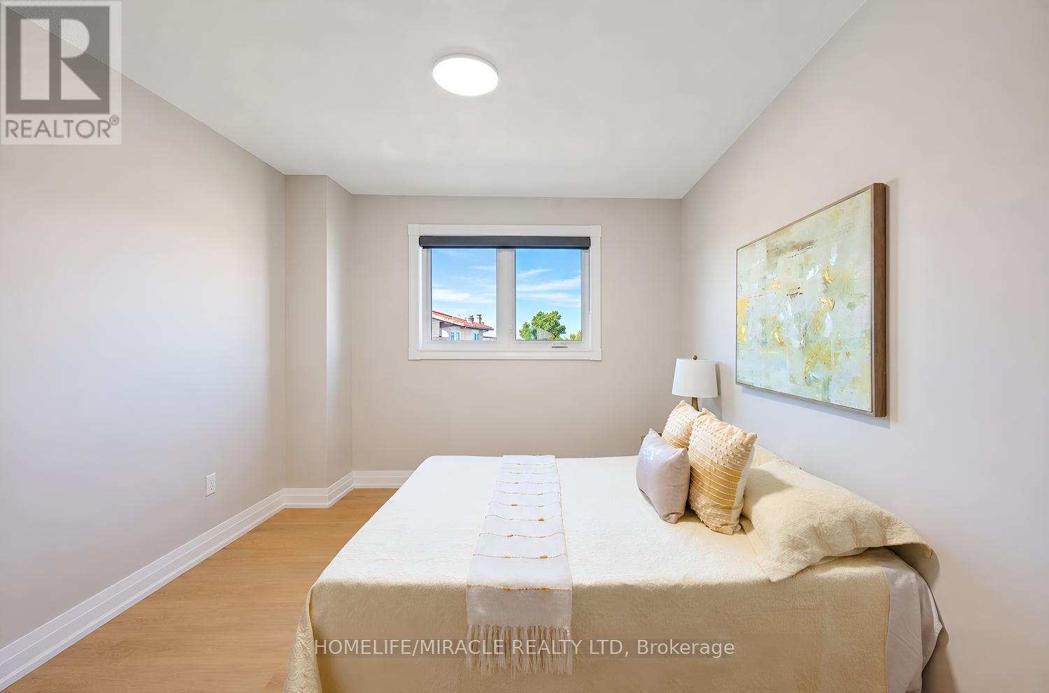 8 Loire Court, Toronto, ON