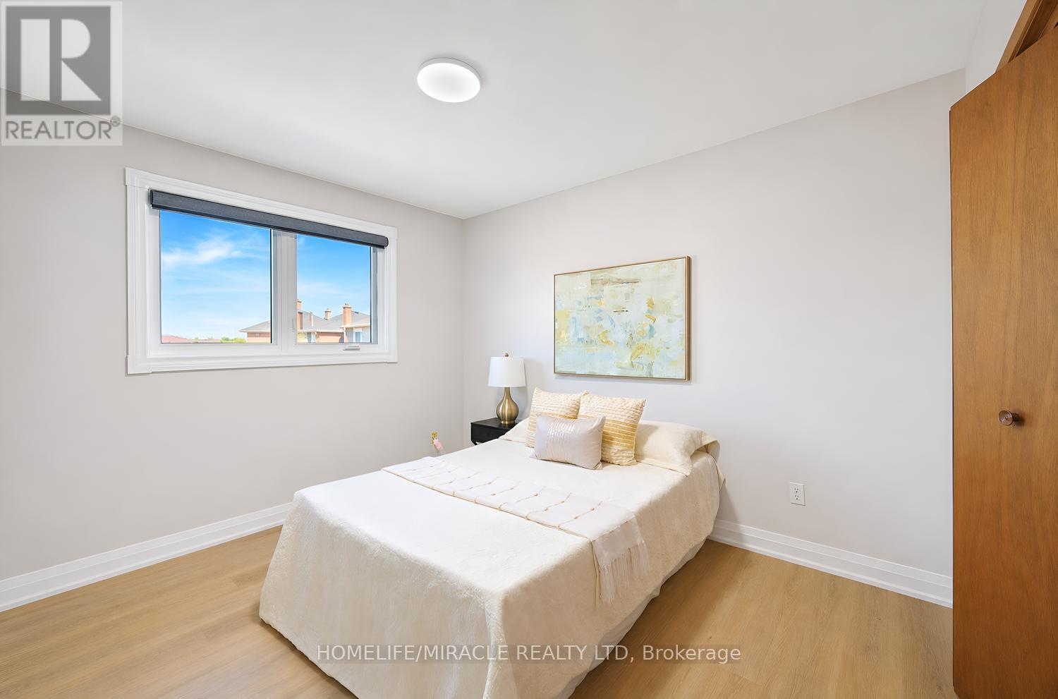 8 Loire Court, Toronto, ON