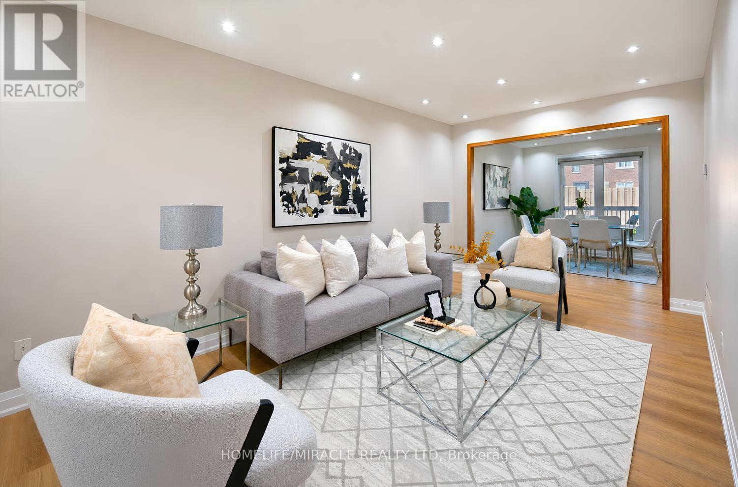 8 Loire Court, Toronto, ON