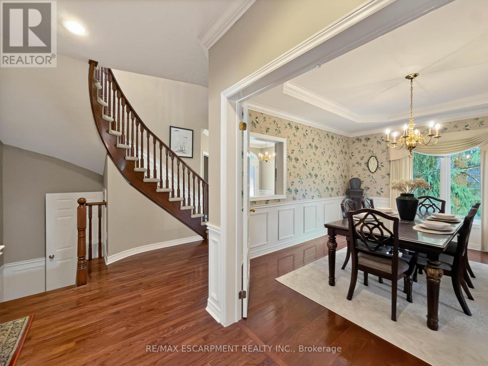74 Davidson Boulevard, Hamilton, ON