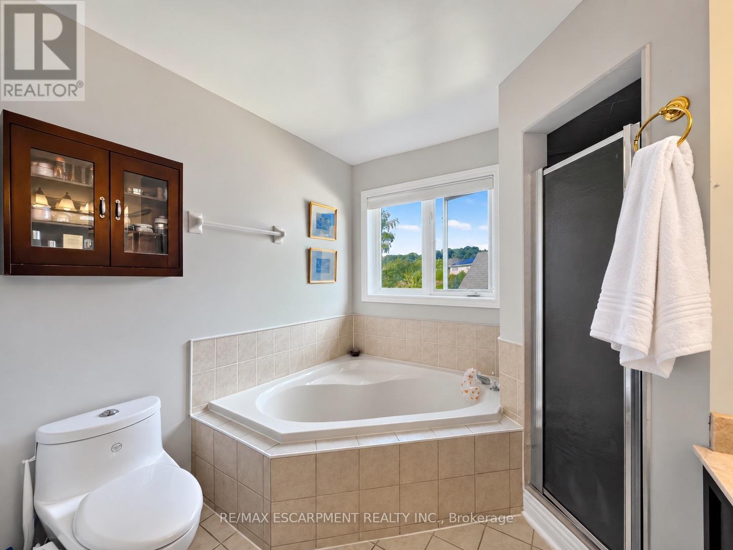 74 Davidson Boulevard, Hamilton, ON