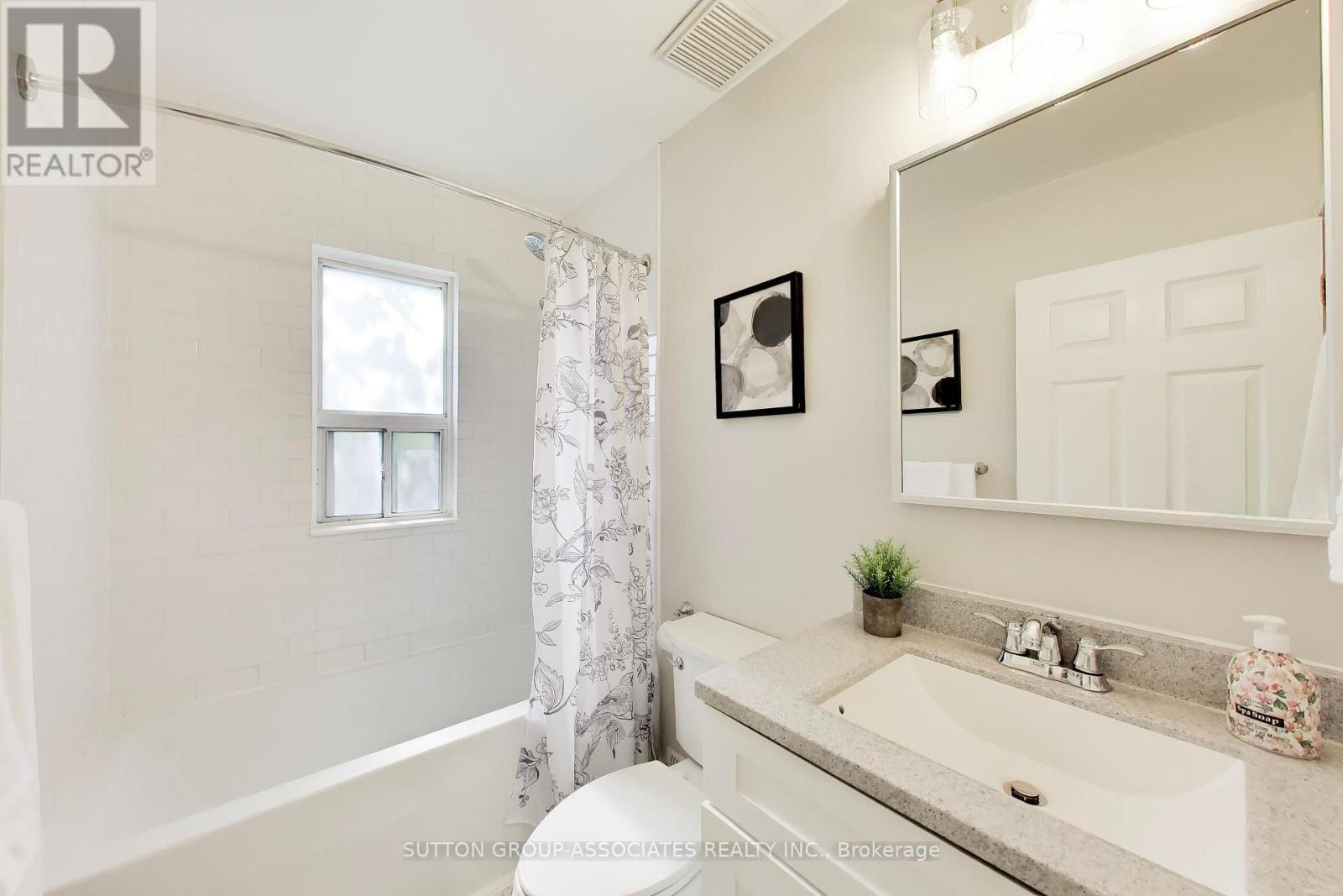 4 Bellhaven Road, Toronto, ON