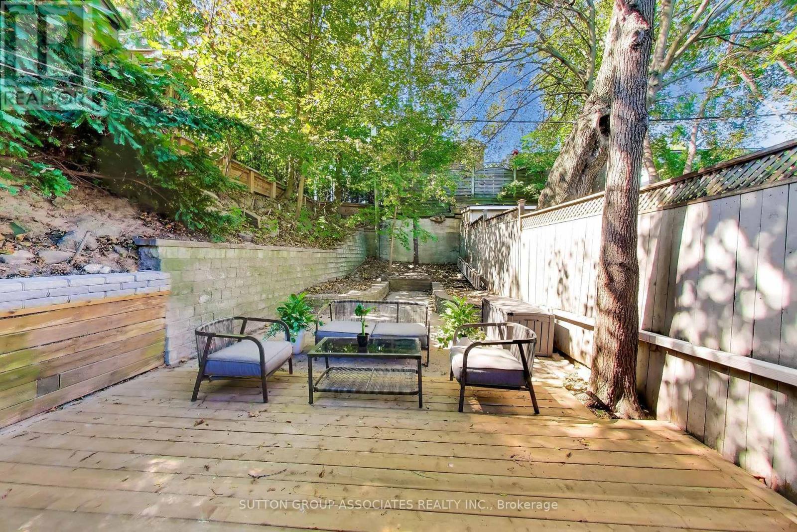 4 Bellhaven Road, Toronto, ON
