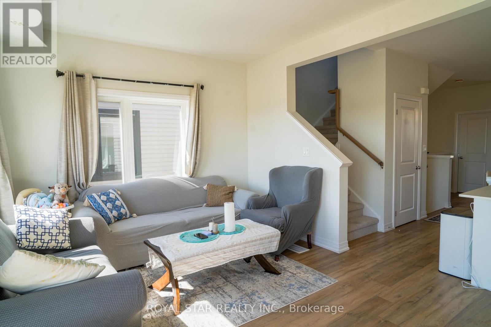 92 - 155 Equestrian Way, Cambridge, ON