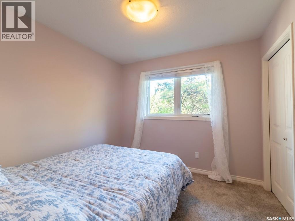 412 4Th Street E, Warman, SK