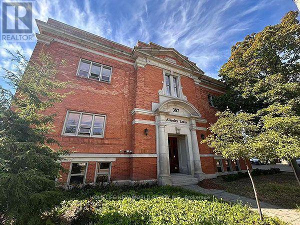 25 - 357 Hunter Street W, Hamilton, ON
