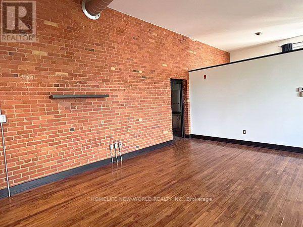 25 - 357 Hunter Street W, Hamilton, ON