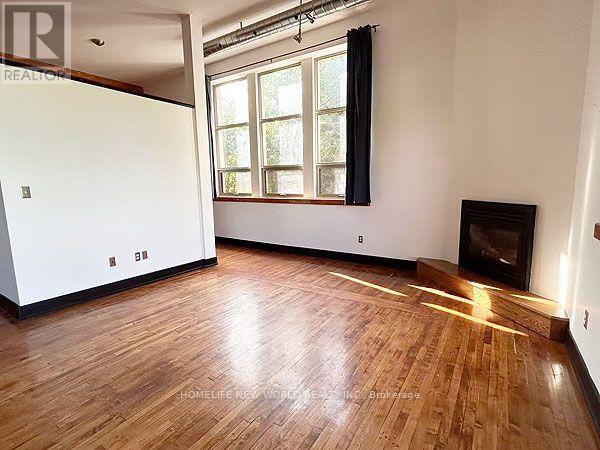 25 - 357 Hunter Street W, Hamilton, ON