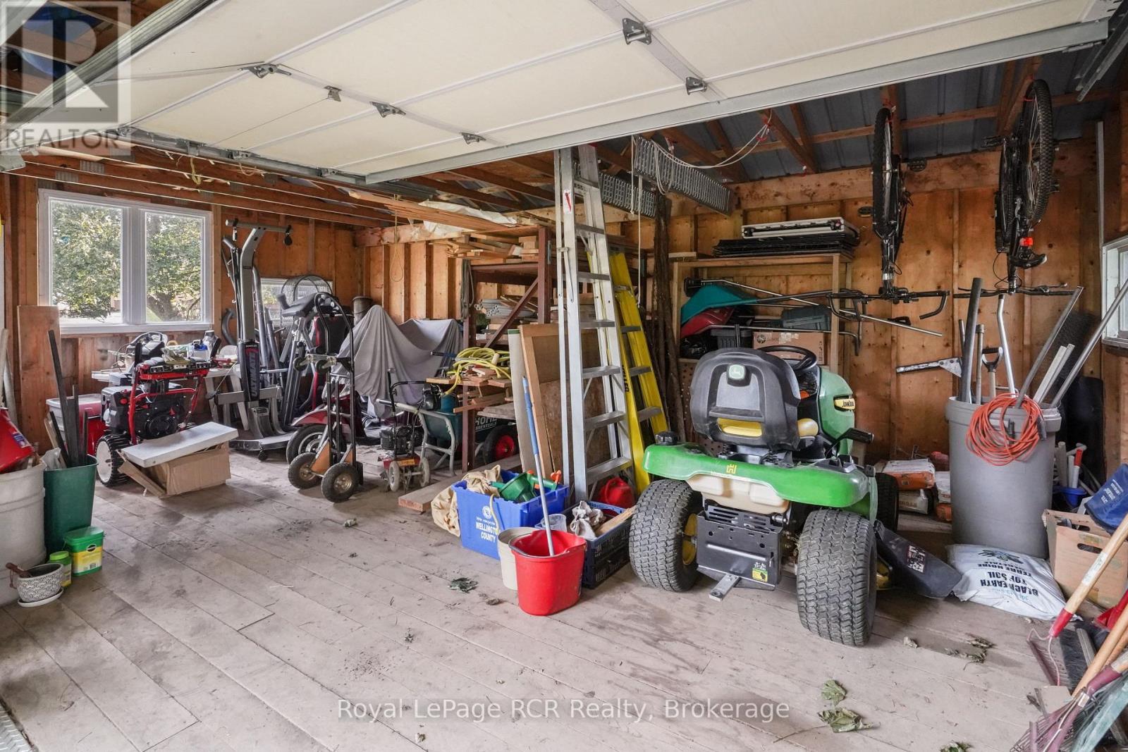 1029 Main Street, Howick, ON