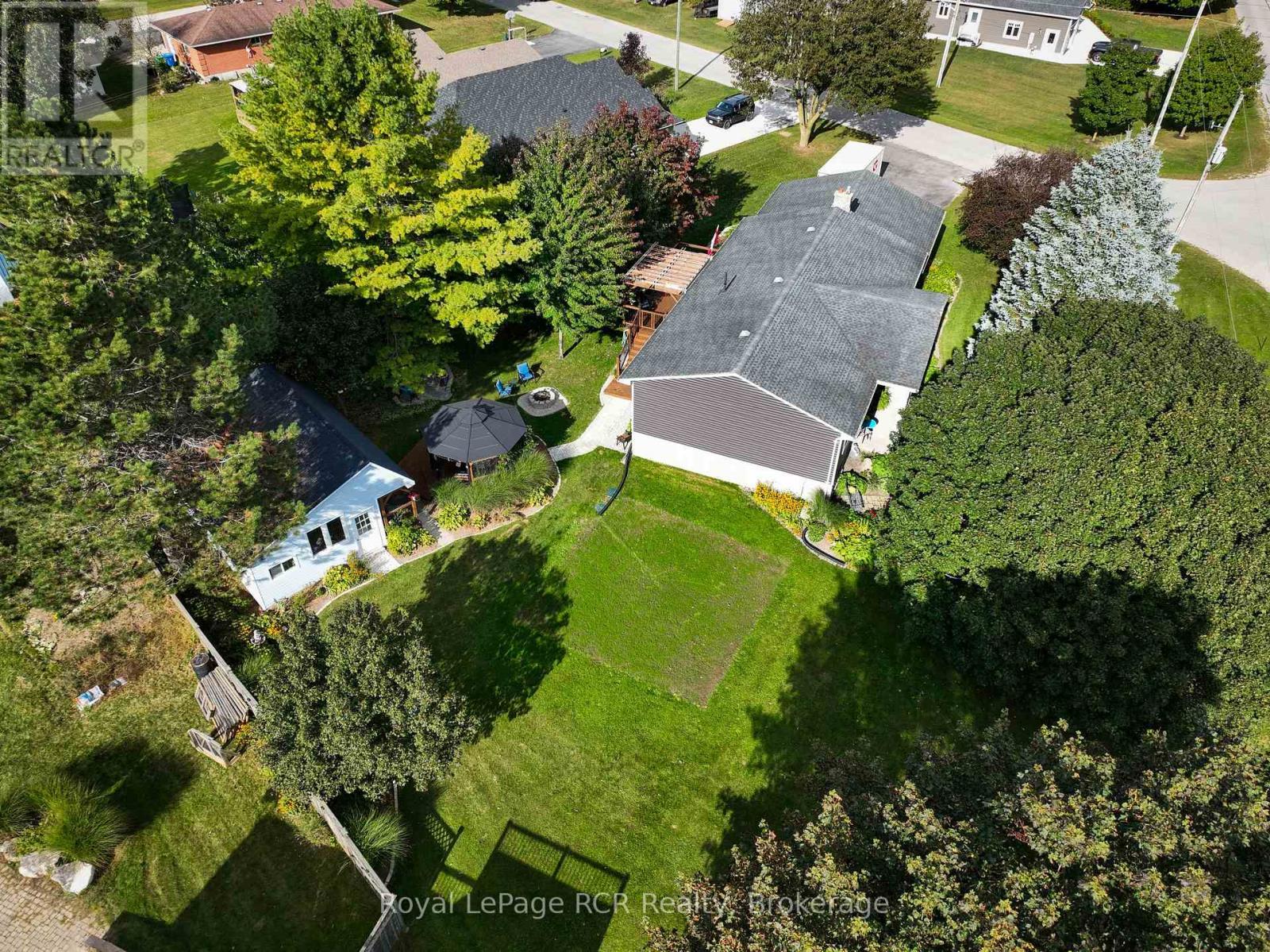 1029 Main Street, Howick, ON